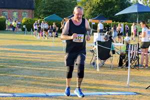 Download race photo <a href='Large/img_1994.jpg' class='lightbox-download'>here</a>