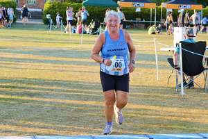 Download race photo <a href='Large/img_2010.jpg' class='lightbox-download'>here</a>