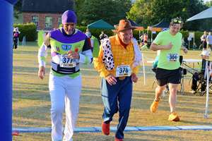 Download race photo <a href='Large/img_2015.jpg' class='lightbox-download'>here</a>