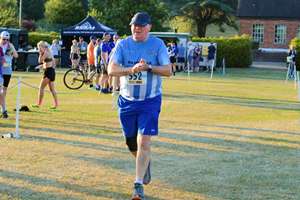 Download race photo <a href='Large/img_2020.jpg' class='lightbox-download'>here</a>