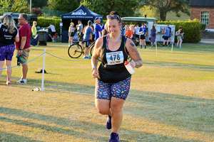 Download race photo <a href='Large/img_2022.jpg' class='lightbox-download'>here</a>