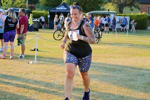 Download race photo <a href='Large/img_2023.jpg' class='lightbox-download'>here</a>