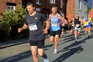 Download race photo <a href='Large/img_0040.jpg' class='lightbox-download'>here</a>