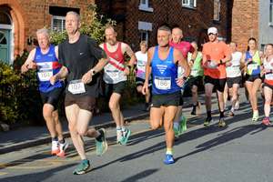 Download race photo <a href='Large/img_0100.jpg' class='lightbox-download'>here</a>