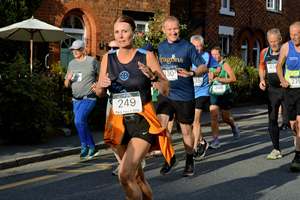 Download race photo <a href='Large/img_0321.jpg' class='lightbox-download'>here</a>