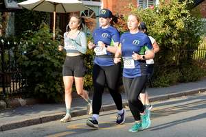 Download race photo <a href='Large/img_0364.jpg' class='lightbox-download'>here</a>
