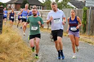 Download race photo <a href='Large/img_0668.jpg' class='lightbox-download'>here</a>