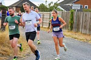 Download race photo <a href='Large/img_0671.jpg' class='lightbox-download'>here</a>