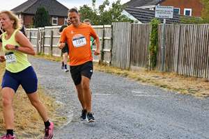 Download race photo <a href='Large/img_0695.jpg' class='lightbox-download'>here</a>