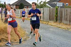 Download race photo <a href='Large/img_0757.jpg' class='lightbox-download'>here</a>