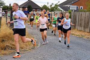 Download race photo <a href='Large/img_0827.jpg' class='lightbox-download'>here</a>