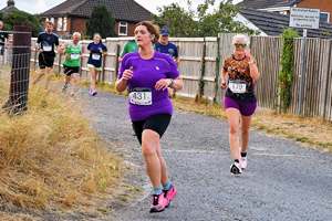 Download race photo <a href='Large/img_0869.jpg' class='lightbox-download'>here</a>