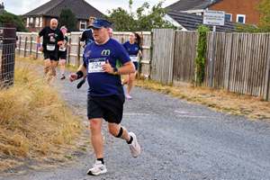 Download race photo <a href='Large/img_0875.jpg' class='lightbox-download'>here</a>