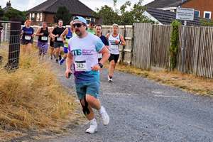 Download race photo <a href='Large/img_0893.jpg' class='lightbox-download'>here</a>