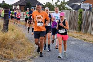 Download race photo <a href='Large/img_0919.jpg' class='lightbox-download'>here</a>