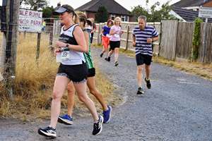 Download race photo <a href='Large/img_1044.jpg' class='lightbox-download'>here</a>