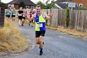 Download race photo <a href='Large/img_1063.jpg' class='lightbox-download'>here</a>