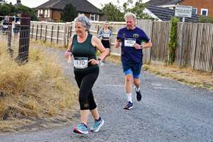 Download race photo <a href='Large/img_1104.jpg' class='lightbox-download'>here</a>