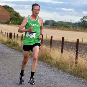 Download race photo <a href='Large/img_1193.jpg' class='lightbox-download'>here</a>