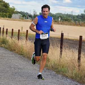 Download race photo <a href='Large/img_1245.jpg' class='lightbox-download'>here</a>