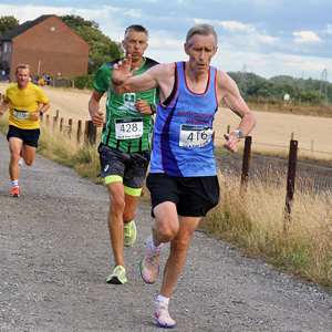 Download race photo <a href='Large/img_1256.jpg' class='lightbox-download'>here</a>