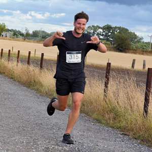 Download race photo <a href='Large/img_1354.jpg' class='lightbox-download'>here</a>