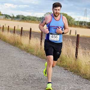 Download race photo <a href='Large/img_1401.jpg' class='lightbox-download'>here</a>