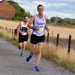 Download race photo <a href='Large/img_1406.jpg' class='lightbox-download'>here</a>
