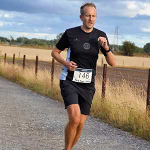 Download race photo <a href='Large/img_1548.jpg' class='lightbox-download'>here</a>
