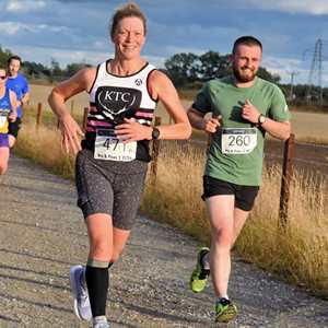Download race photo <a href='Large/img_1587.jpg' class='lightbox-download'>here</a>