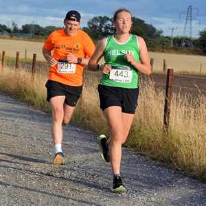 Download race photo <a href='Large/img_1733.jpg' class='lightbox-download'>here</a>