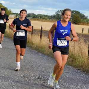 Download race photo <a href='Large/img_1756.jpg' class='lightbox-download'>here</a>