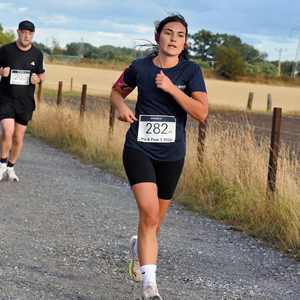 Download race photo <a href='Large/img_1758.jpg' class='lightbox-download'>here</a>