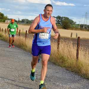Download race photo <a href='Large/img_1765.jpg' class='lightbox-download'>here</a>