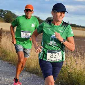 Download race photo <a href='Large/img_1773.jpg' class='lightbox-download'>here</a>