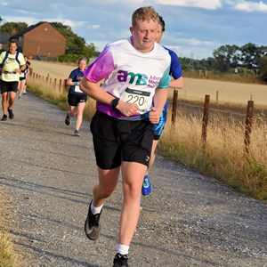 Download race photo <a href='Large/img_1776.jpg' class='lightbox-download'>here</a>