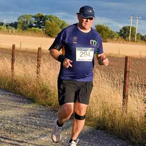 Download race photo <a href='Large/img_1889.jpg' class='lightbox-download'>here</a>