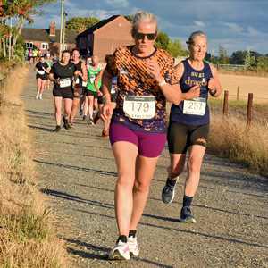 Download race photo <a href='Large/img_1892.jpg' class='lightbox-download'>here</a>