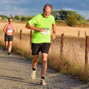 Download race photo <a href='Large/img_1940.jpg' class='lightbox-download'>here</a>