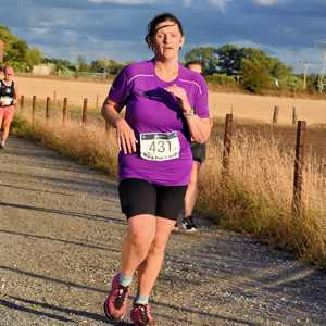 Download race photo <a href='Large/img_1947.jpg' class='lightbox-download'>here</a>
