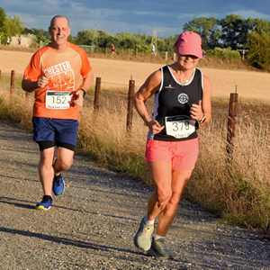Download race photo <a href='Large/img_1953.jpg' class='lightbox-download'>here</a>