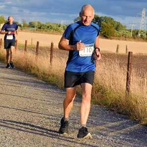 Download race photo <a href='Large/img_1978.jpg' class='lightbox-download'>here</a>