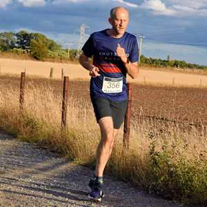 Download race photo <a href='Large/img_1983.jpg' class='lightbox-download'>here</a>