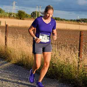 Download race photo <a href='Large/img_1988.jpg' class='lightbox-download'>here</a>