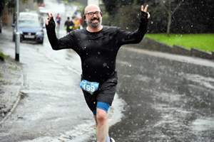 Download race photo <a href='Large/img_1410.jpg' class='lightbox-download'>here</a>