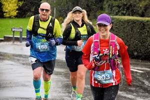 Download race photo <a href='Large/img_1571.jpg' class='lightbox-download'>here</a>