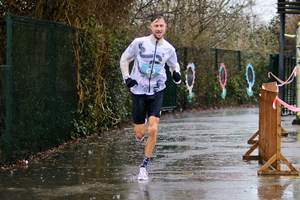 Download race photo <a href='Large/img_1641.jpg' class='lightbox-download'>here</a>