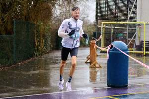 Download race photo <a href='Large/img_1645.jpg' class='lightbox-download'>here</a>