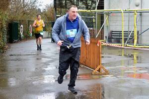 Download race photo <a href='Large/img_2111.jpg' class='lightbox-download'>here</a>