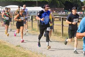 Download race photo <a href='Large/img_0055.jpg' class='lightbox-download'>here</a>